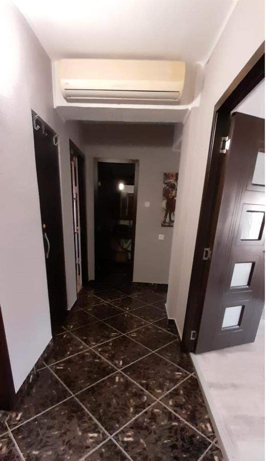 Alfredo Apartament Buzău Exteriör bild