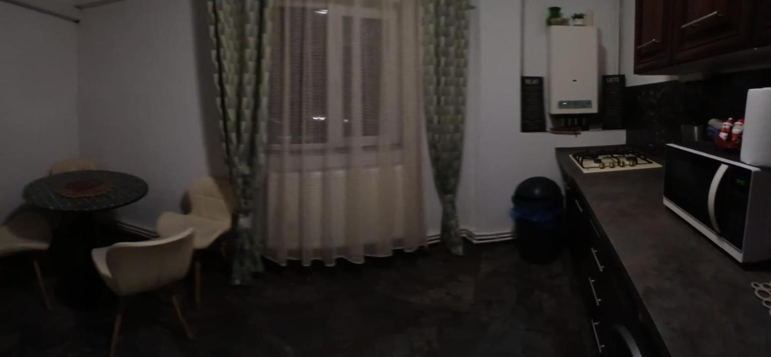 Alfredo Apartament Buzău Exteriör bild